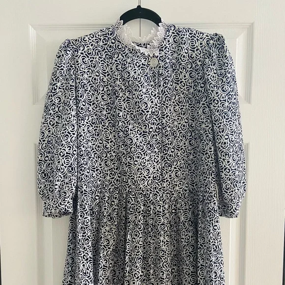 Vintage blue and white dress size medium - Picture 2 of 8